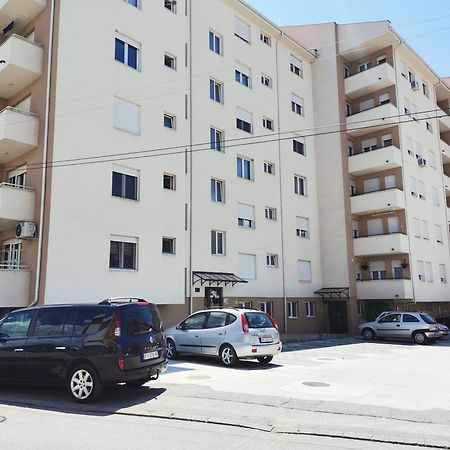 Apartman Vukota 2 ピロト エクステリア 写真