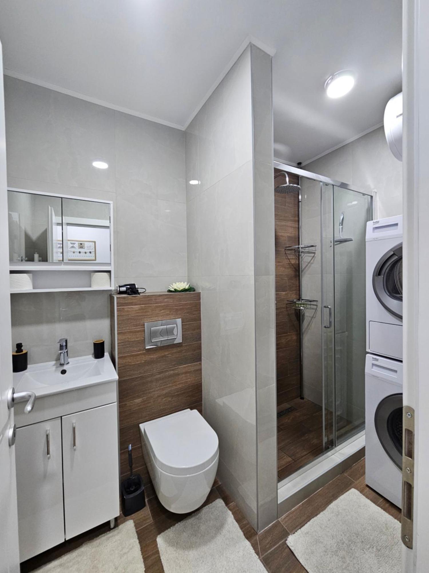 Apartman Vukota 2 ピロト エクステリア 写真