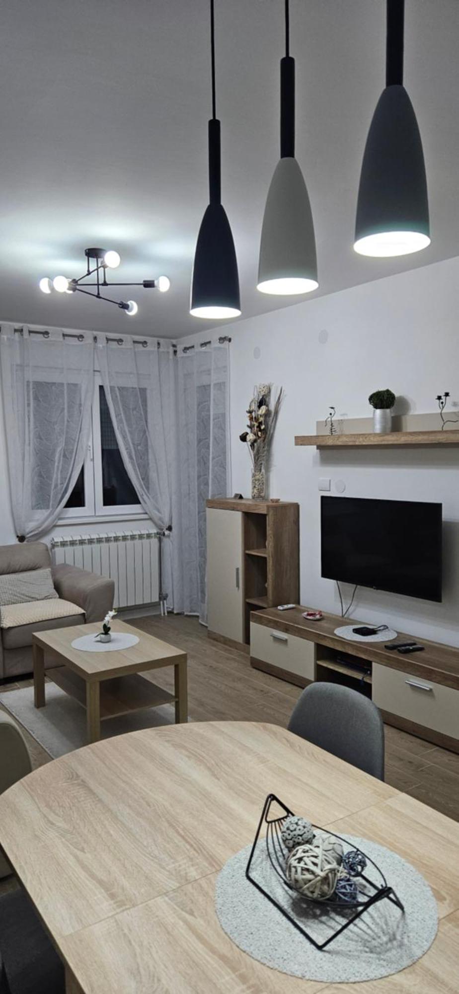 Apartman Vukota 2 ピロト エクステリア 写真